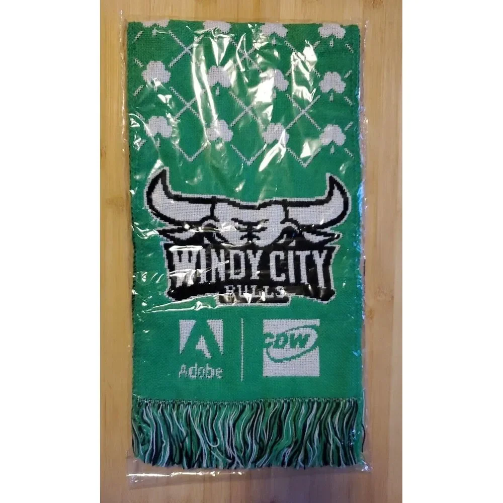 Chicago Bulls NBA Scarf Windy City Green St. Patrick's Day 4 Leaf‎ Clover Promo